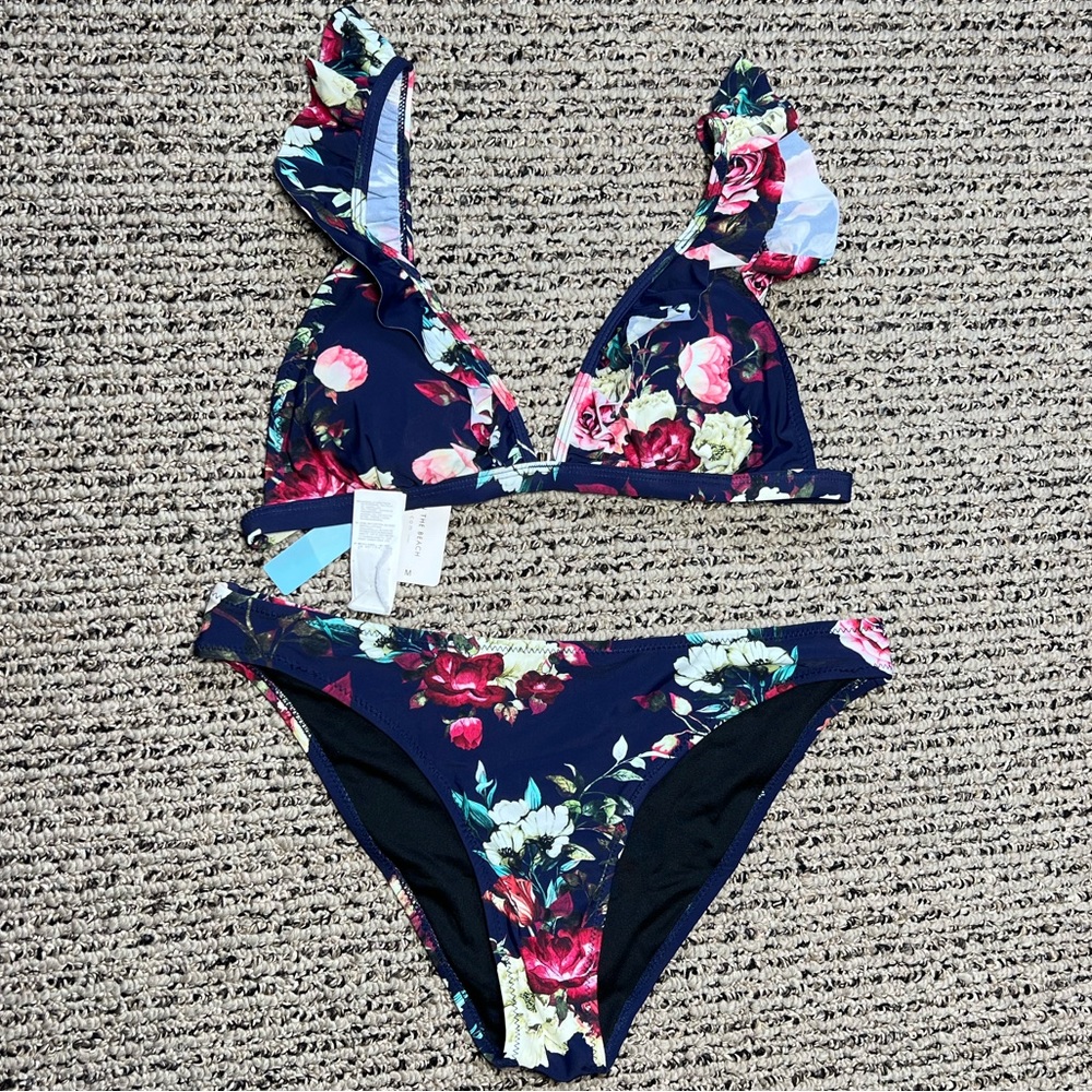 NWT Cupshe floral bikini set
